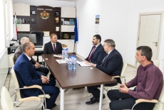 Посланикът на ОАЕ бе на посещение в Сърница