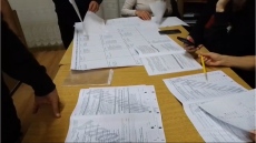 220 души от 27 държави ще гледат онлайн броенето на бюлетини в Пазарджик, “Продължаваме Промяната“ изпраща над 100 наблюдатели, включително депутати