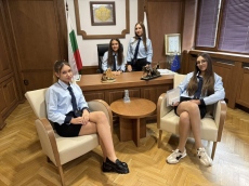 Детокласнички на гости на Община Велингар
