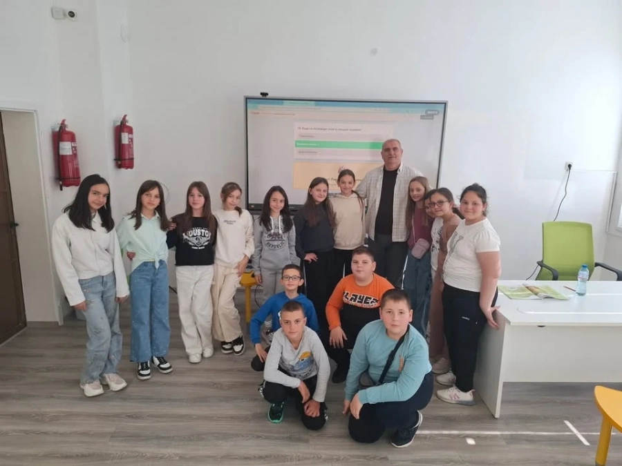 Изкуственият интелект е новият съюзник в СУ “Кирил и Методий“ - с. Нова махала