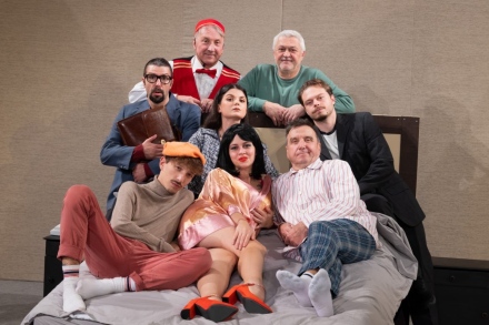 В Ракитово идва “Обслужване по стаите“ с Теодор Елмазов