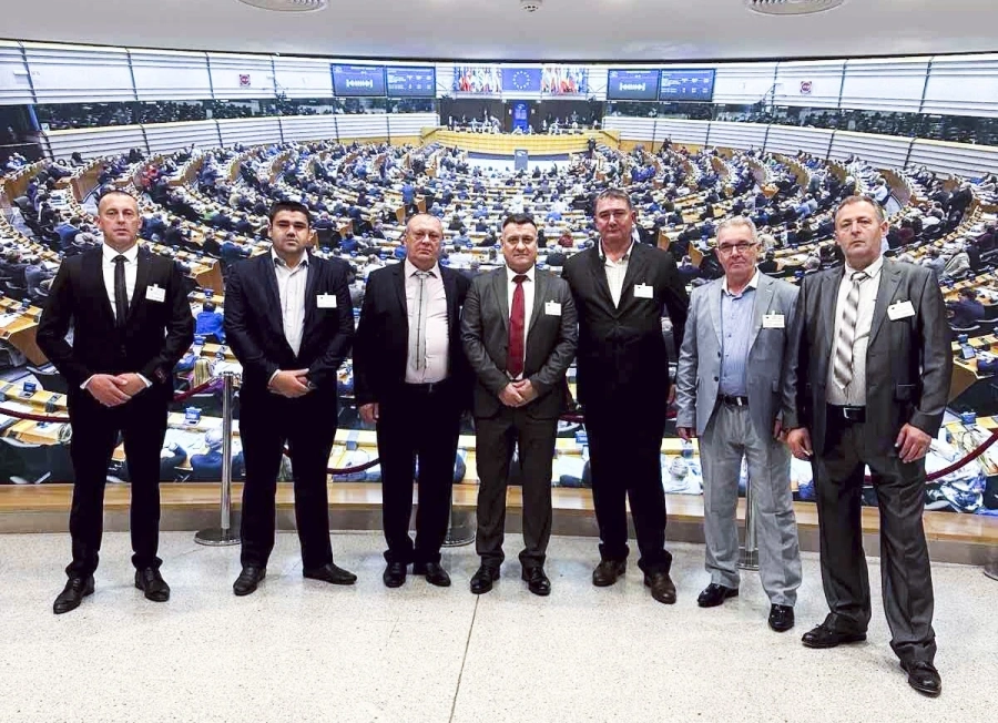 Велинградските кметове посетиха Европарламента