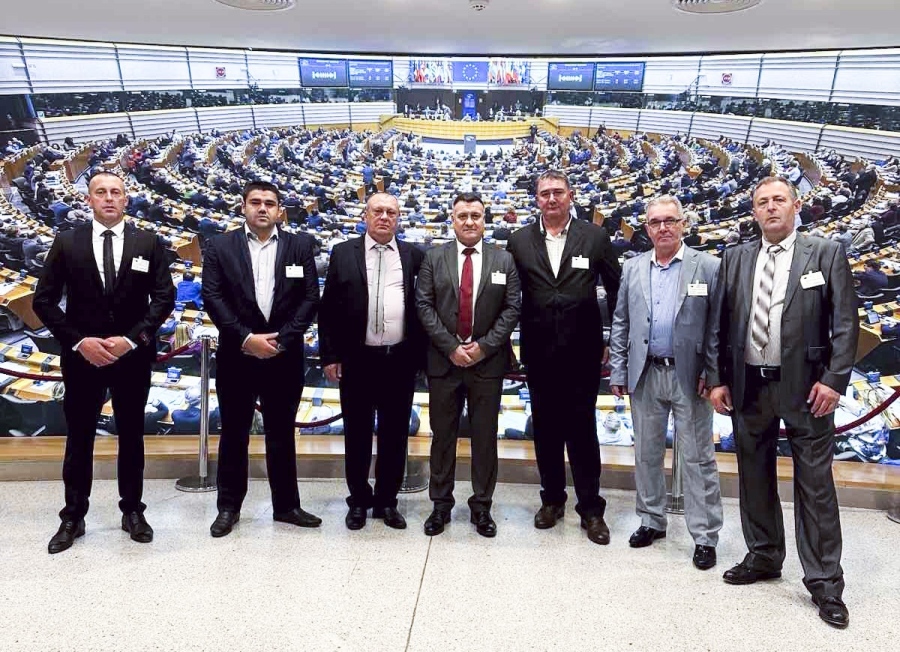 Велинградските кметове посетиха Европарламента