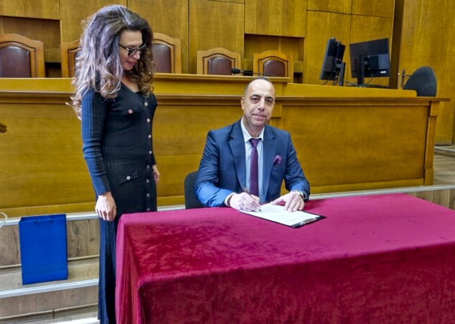 Съдия Красимир Комсалов официално пое Окръжен съд-Пазарджик /СНИМКИ/