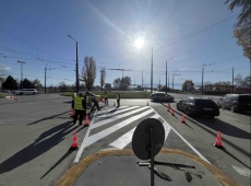В Пазарджик започна почистване и боядисване на кръговите кръстовища на мостa на Марица
