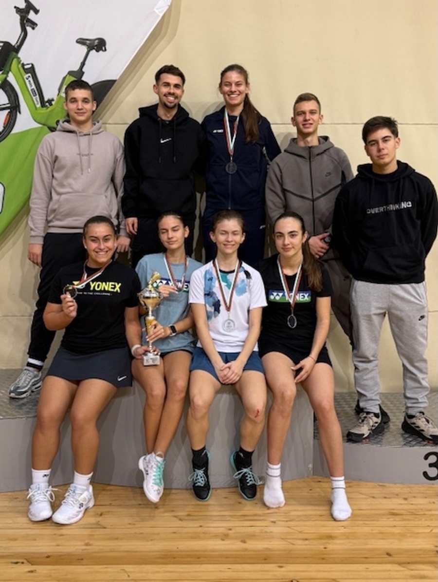 Девойките на “Бадминтон-скуош клуб Пазарджик“ са държавни шампиони за 2025 година!