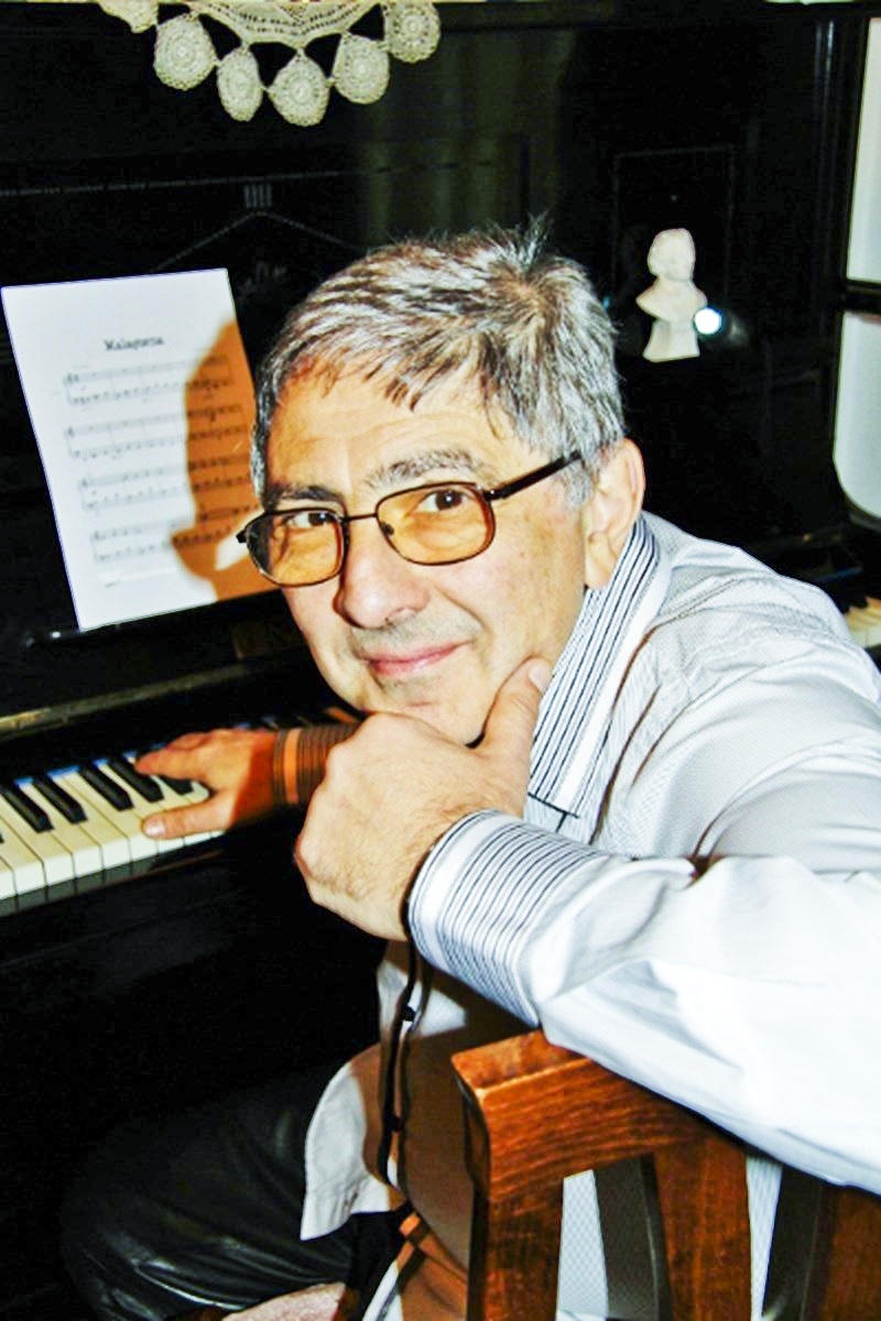 Хайгашод Агасян: Аз като вървя по улицата, пея