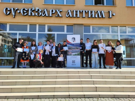 Отличия за бреговци от Регионалния преглед “Архипелаг от таланти“ в Казанлък /СНИМКИ/