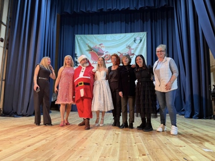  Коледна магия и Доброто събраха велинградчани около Ивана Николова