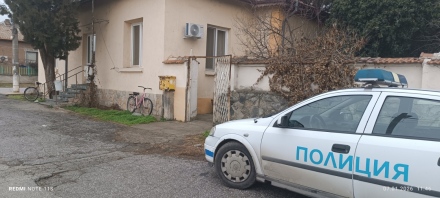 Със засилено полицейско присъствие изплащат първите пенсии в евро