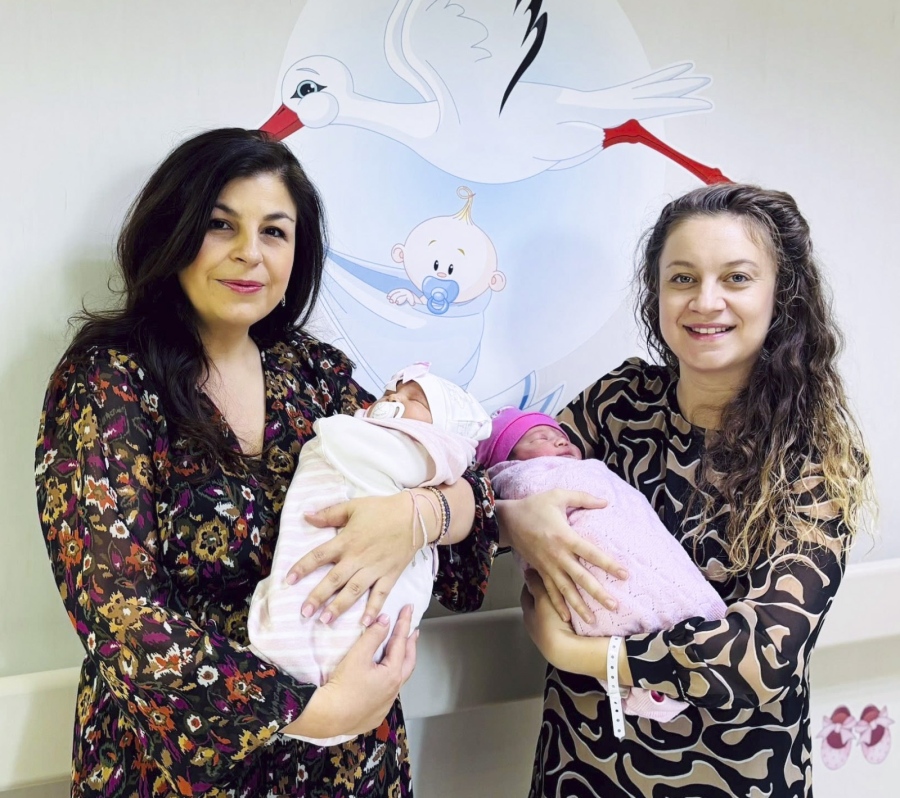 В Панагюрище: На две декемврийски момичета се радва семейството на последното бебе за 2025 г.