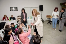 На Бабинден 1500 баби и прабаби бяха уважени в община Септември