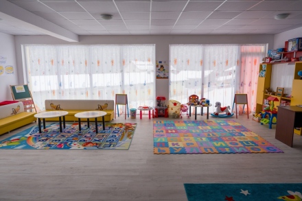 Откриха новата сграда на детска градина „Мир“ – филиал Медени поляни.