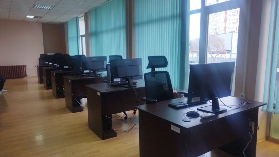 Дигитален клуб отвори врати в Регионална библиотека “Никола Фурнаджиев“ в Пазарджик