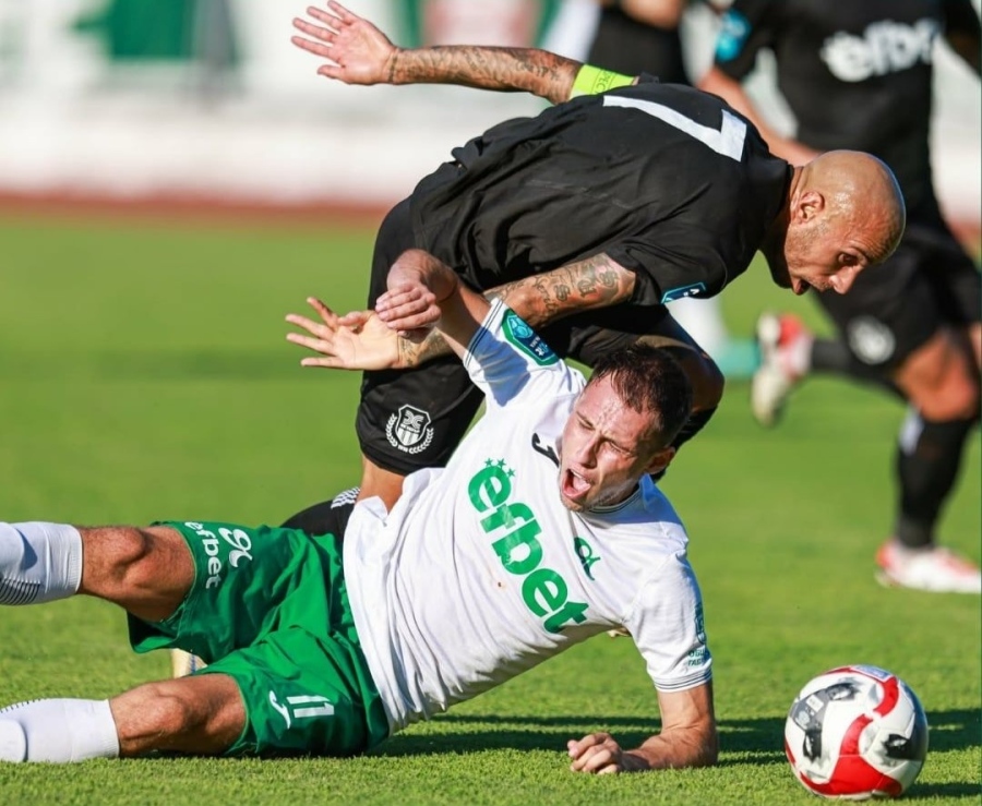 В драма с пет гола Хебър тресна Янтра при подновяването на сезона във Втора лига