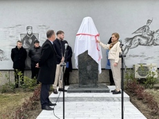 Във Велинград: СУ “Васил Левски“ откри бюст-паметник на своя патрон в навечерието на 153-та годишнина от гибелта му