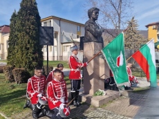 С възпоменателната церемония-поклонение Пещера отбеляза 153-тата годишнина от гибелта на Апостола