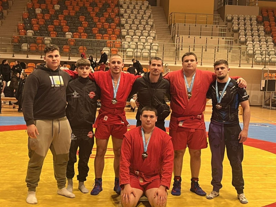 Титла, сребро и два бронзови медала за състезателите на СК “Самбо Пазарджик“