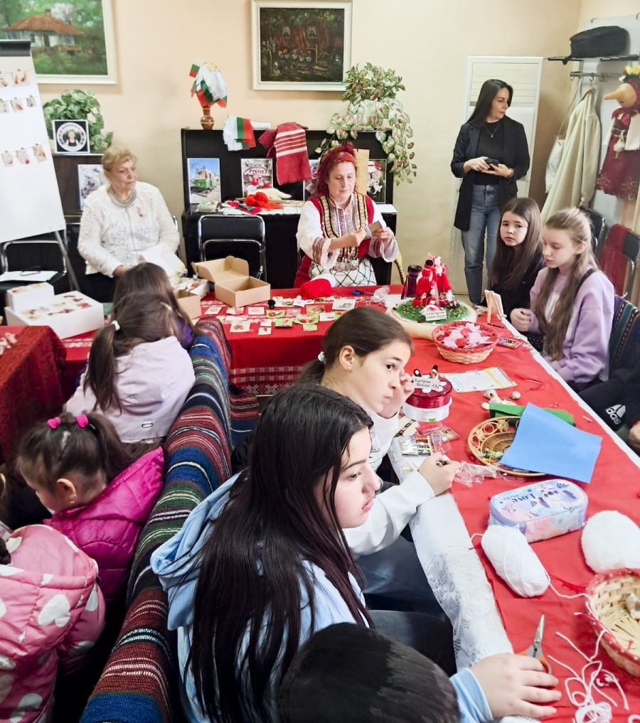 Код: “Бабашара“ събра поколения в третото издание на международния фестивал