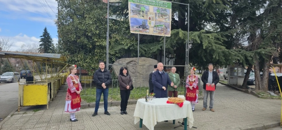 Първа копка в Пещера: Пазарът става модерна търговска зона с изцяло нов облик