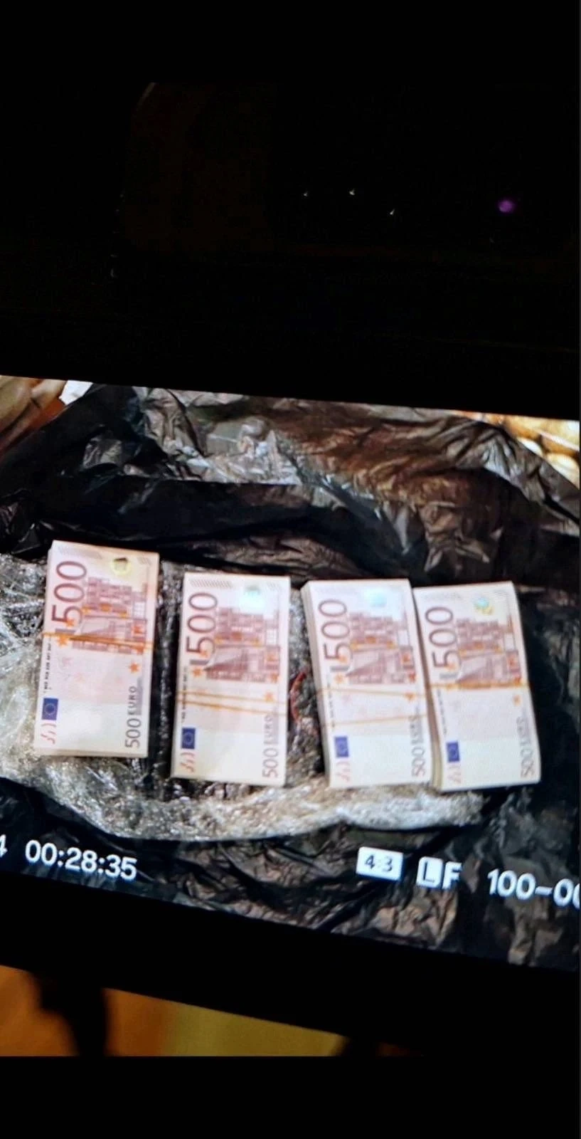 Откриха още 200 000 фалшиви евро в Пазарджик и кило кокаин след хванатите над 1 милион евро от ГДБОП в София