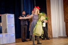 С музикалната комедия „Брак по спешност\