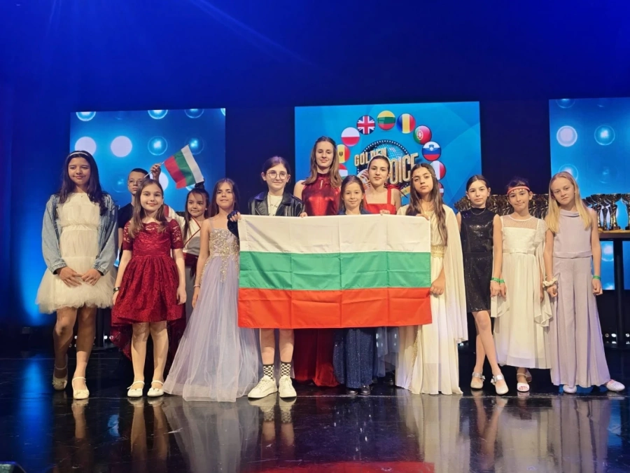 С много награди от голям конкурс в Малта се завърнаха велинградските звънчета