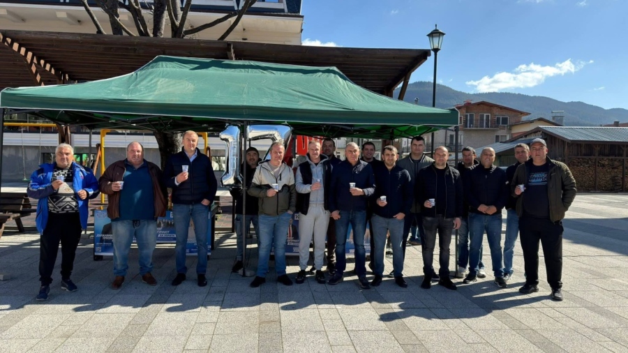 Кандидати на ДПС на среща в Сърница, кметът на общината Неби Бозов с призив за предстоящите избори на 19 април