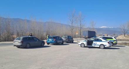 За едно денонощие преди изборите провериха 48 търговски обекти, заложни къщи и фирми, както и 2005 души и 1562 автомобила