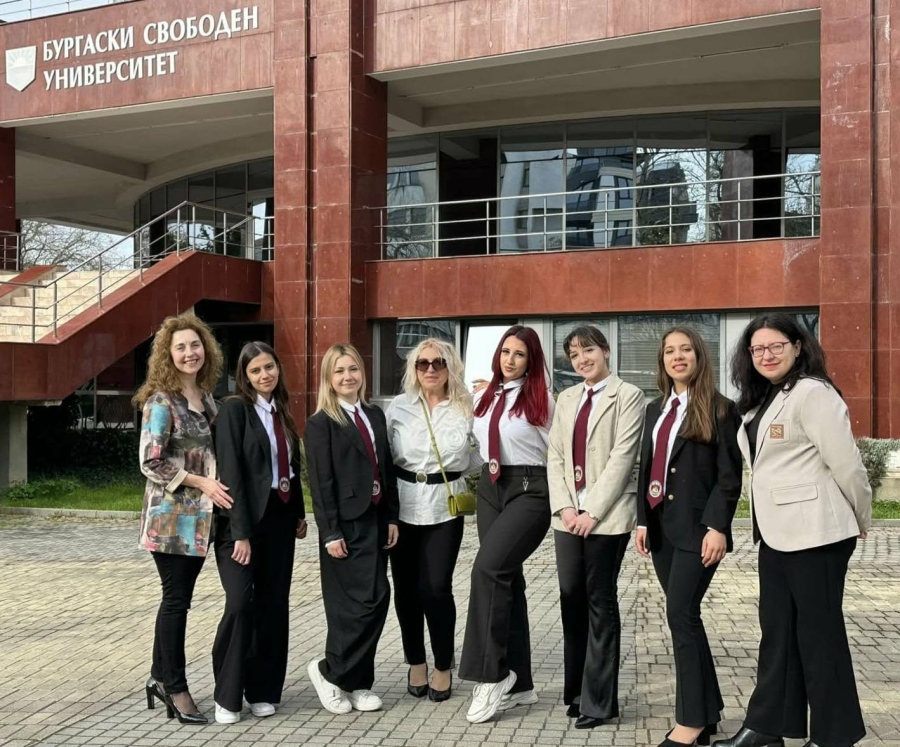 Вдъхновяващ успех на Професионалната гимназия по икономика и мениджмънт в Пазарджик на международна конференция в Бургаския университет
