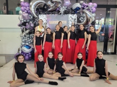 5 златни и по един сребърен и бронзов медал за балет „Радост“ от фестивала „Сън денс“