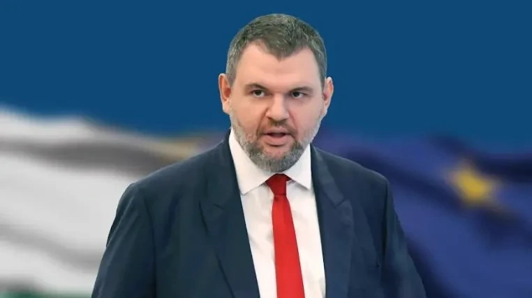 Пеевски: Провалени политици от ДБ фабрикуват лъжи, за да оцелеят политически. Сезирам прокуратурата!