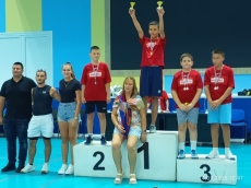 Спортни таланти от цяла България днес и утре играят в Пазарджик на традиционния турнир по бадминтон за купа “Георги Бенковски“