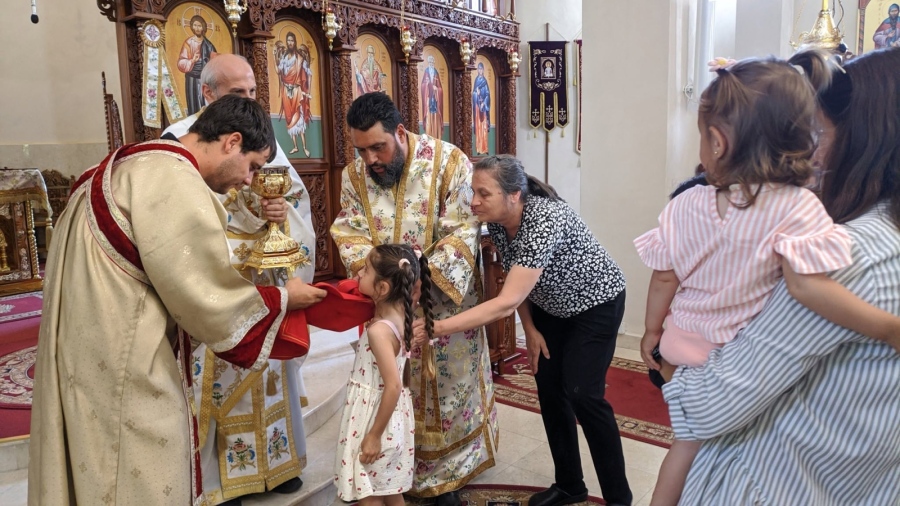 Молебен за благословение на децата и младежите в Септември