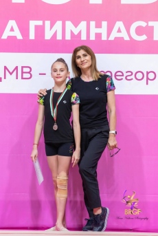 Сребро от държавното за Вивиан Томова от СКХГ “Диляна Прима“ (Пазарджик)