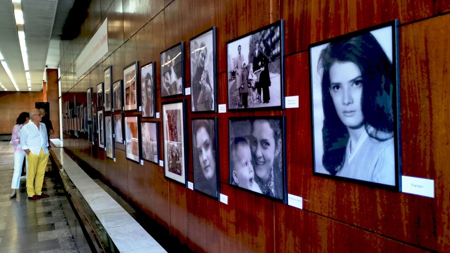 В Пазарджик откриха фотоизложба в чест на Виолета Гиндева по повод 80-годишнината от рождението й /СНИМКИ/