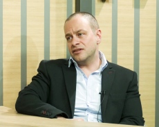 Пазарджишкият психолог Георги Млеканов: Да научим децата да различават популярността от стойността в мрежата