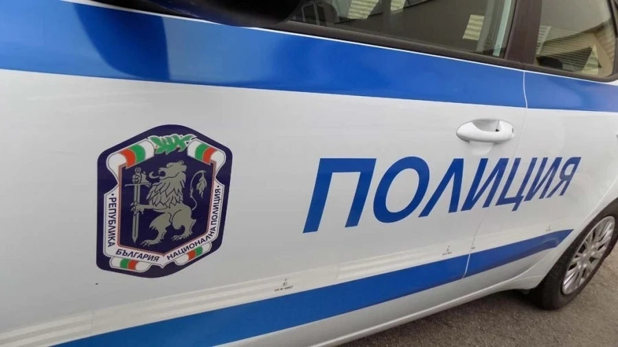 Велинградчанин пробва да открадне марков алкохол, мръвки и парфюми от магазин