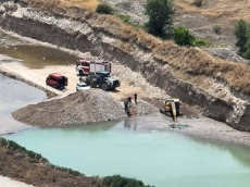 Багерист се удави в кариера за добив на инертни материали край Лозен