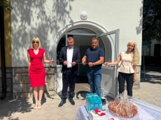 Обновена е сградата на още едно кметство