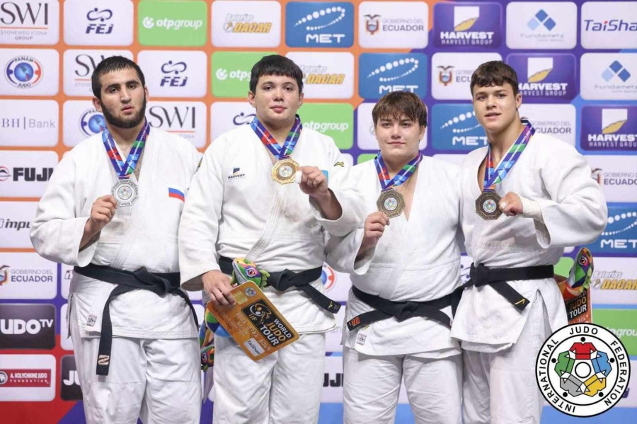 Цветомир Вълков спечели медал на световно по джудо за България, Пазарджик и Церово! /ВИДЕО/