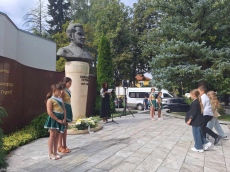 И тази година велинградчани се поклониха пред паметта на великия Николай Гяуров